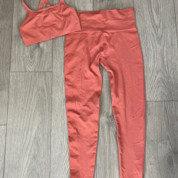 SET active workout set - Picture 2 of 2